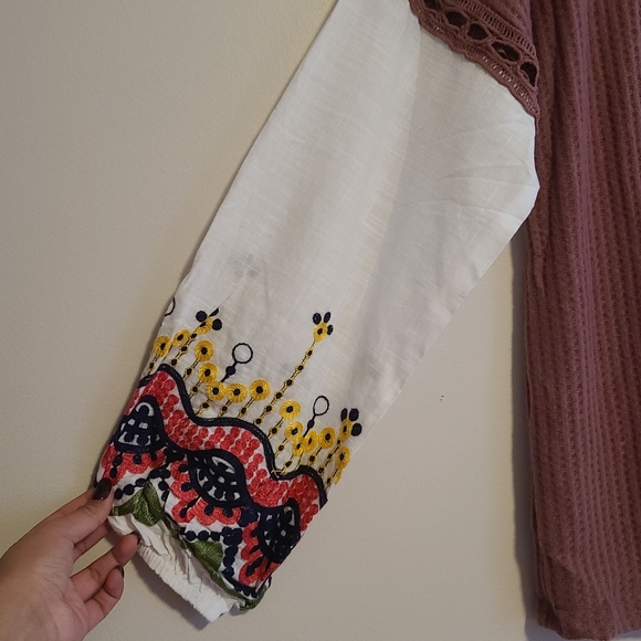 NEW Off Shoulder Top - Picture 5 of 6